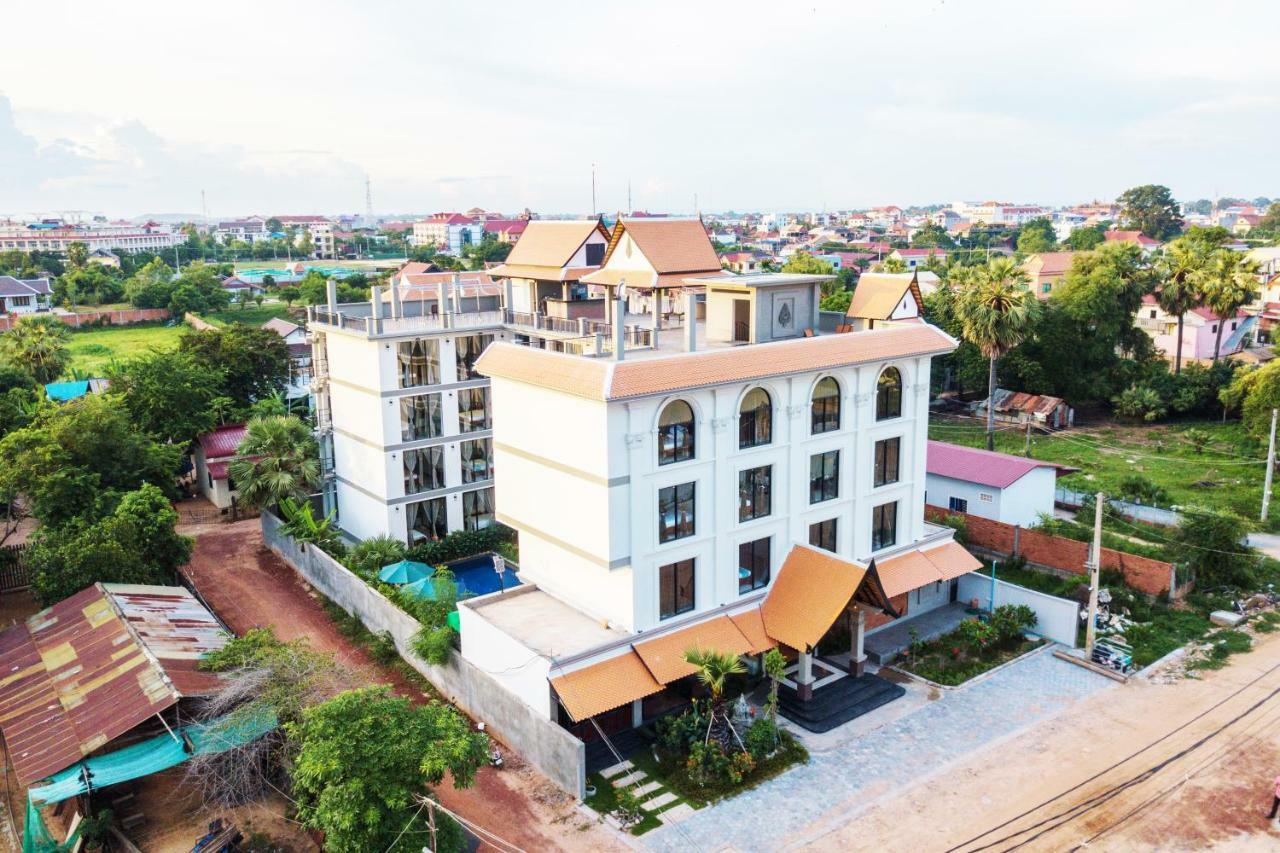 เซ็นทรัล บล็องช์ เรสซิเดนซ์ 4*
